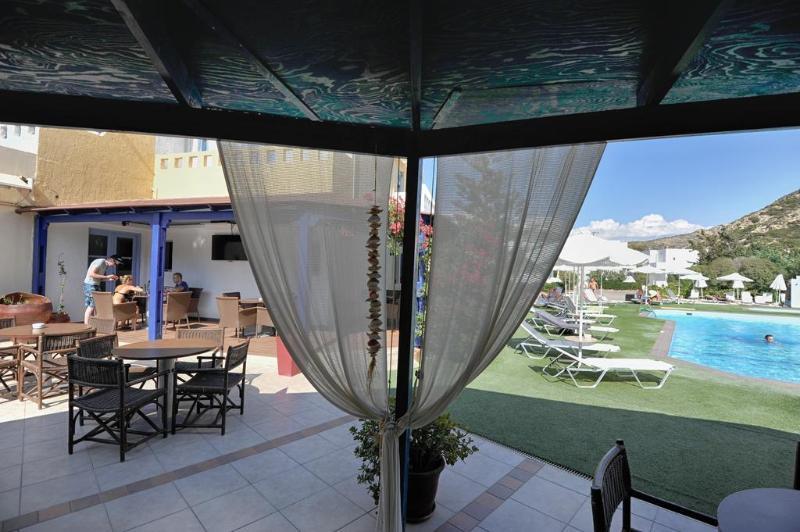 Fragiskos Hotel 3*